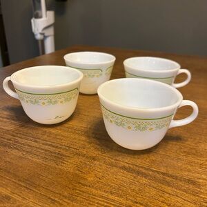 Pyrex Vintage Summer Impressions Sunshine 8oz Floral White and Green Cup Mugs